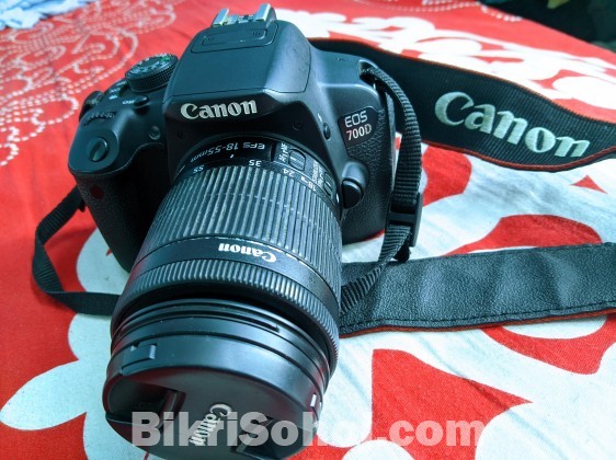 Urgent Sell. Canon 700d. জাপান থেকে এনেছি